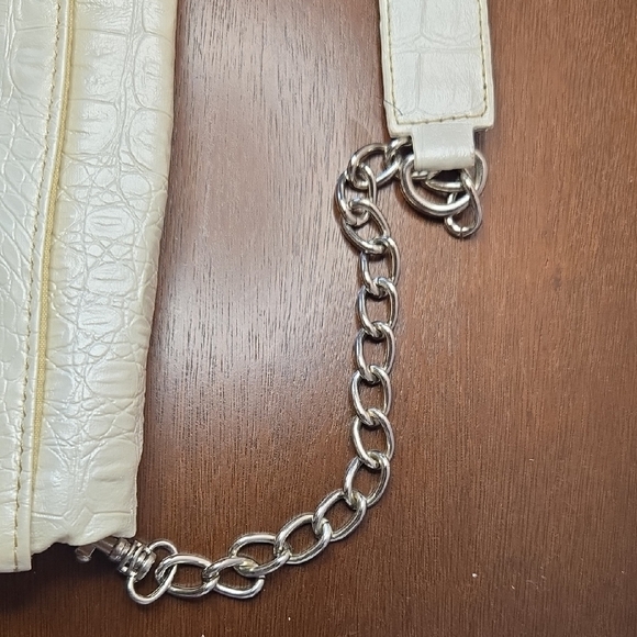 Candie's Cream Crocodile Embossed Fold Over Shoulder Bag Chain Strap Y2K Style - Picture 7 of 9